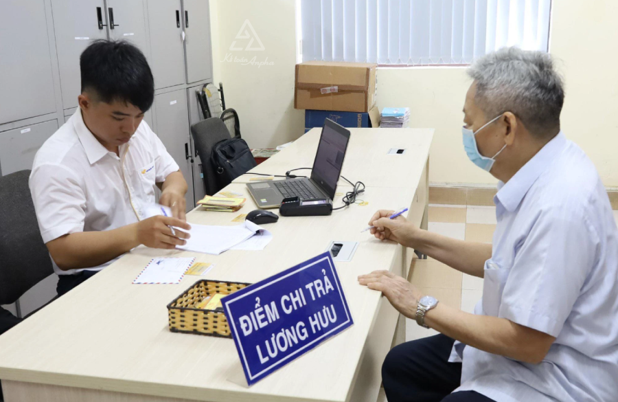 lich-chi-tra-luong-huu-02